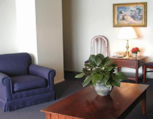 Coral Reef Inn & Condo Suites image 6